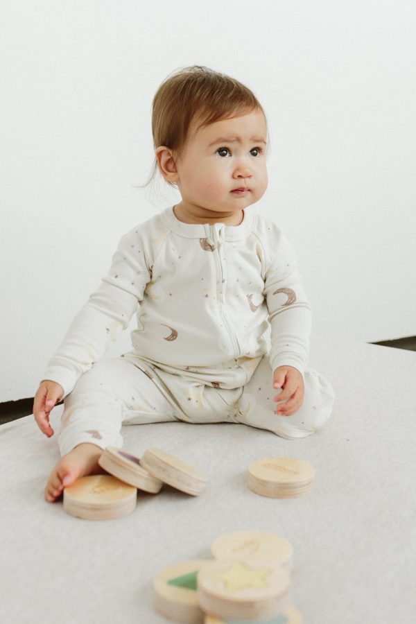 GROW WITH YOU FOOTIE + SNUG FIT | LUNA For Sale
